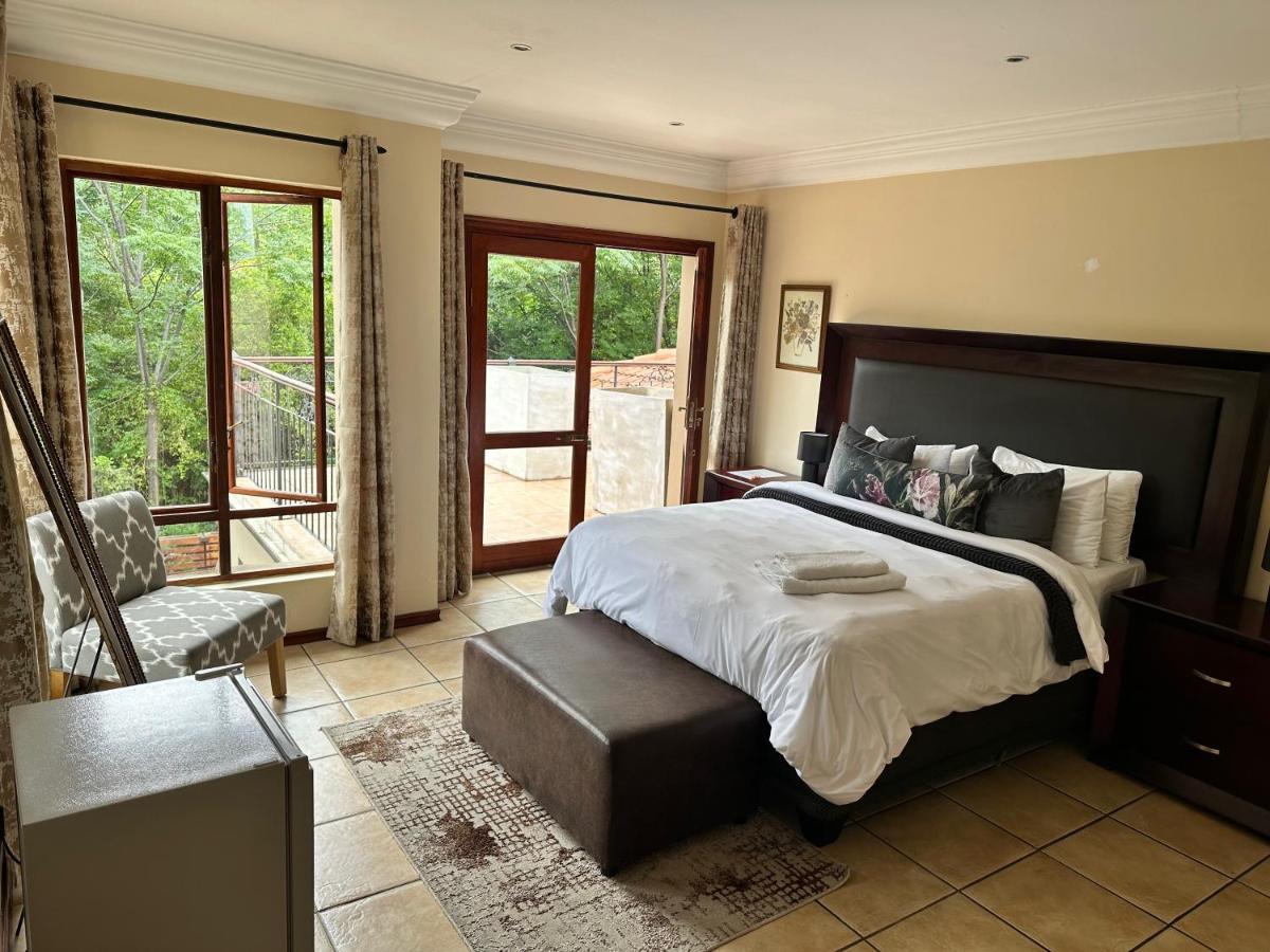 37 On Eagles Hotell Hartbeespoort Eksteriør bilde