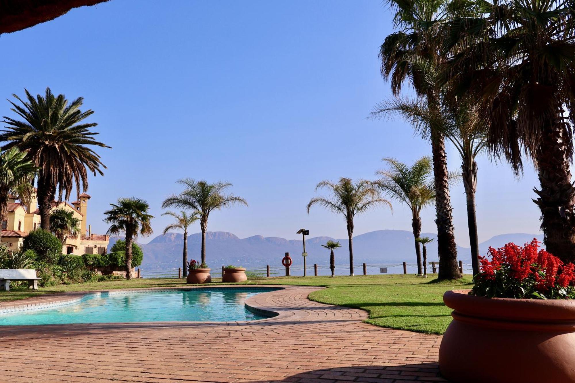 37 On Eagles Hotell Hartbeespoort Eksteriør bilde